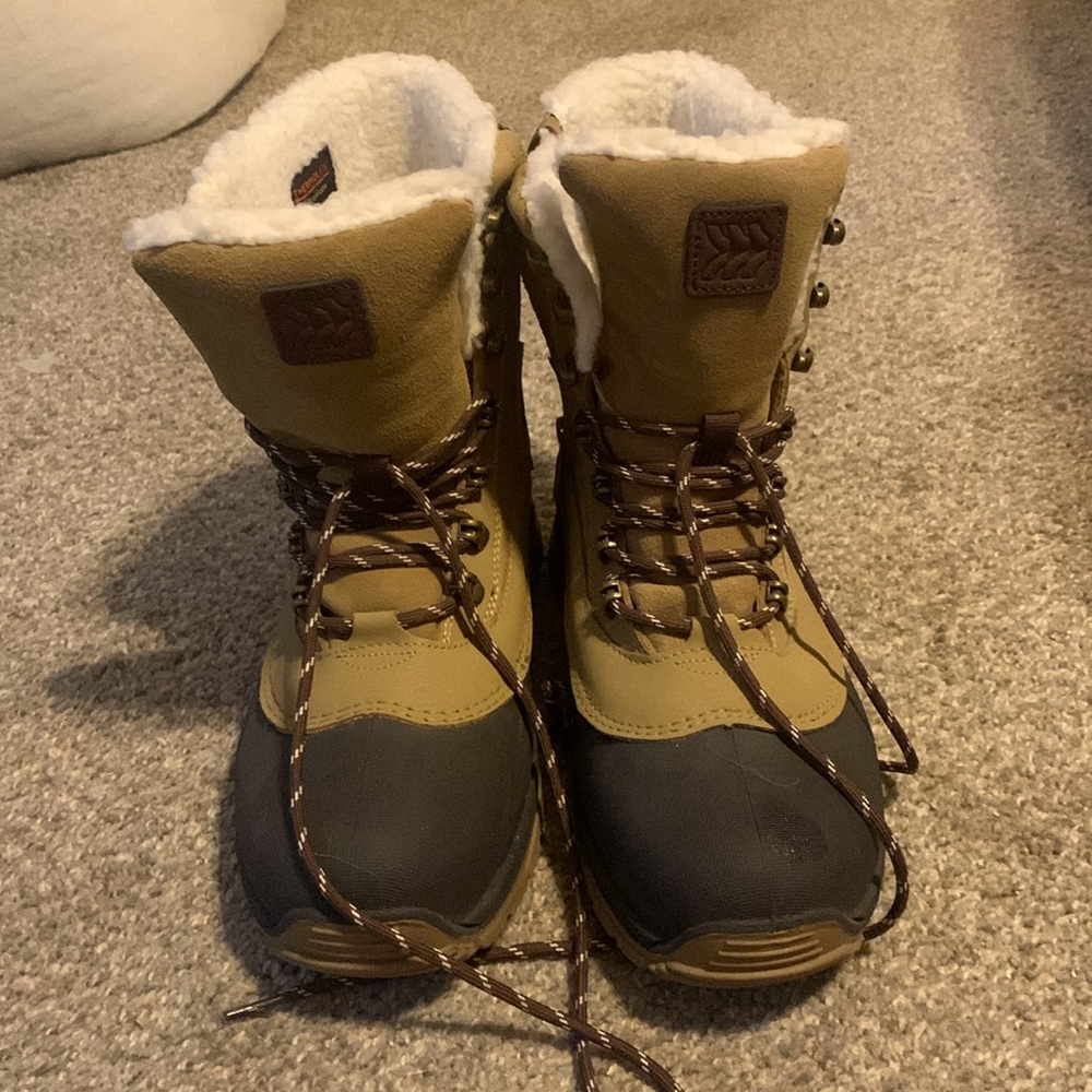 All In Motion winter boots like new!